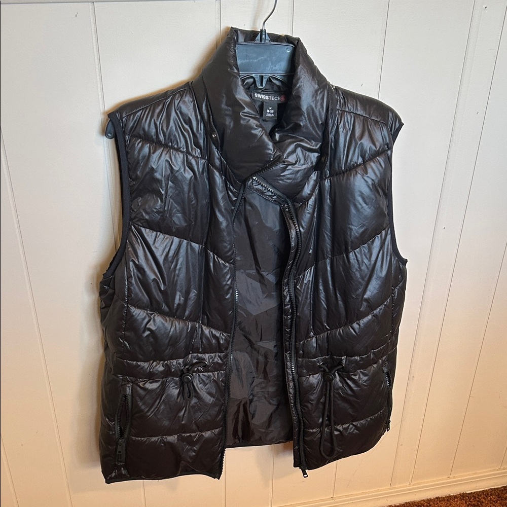 Swiss Tech Black  Puffer Vest